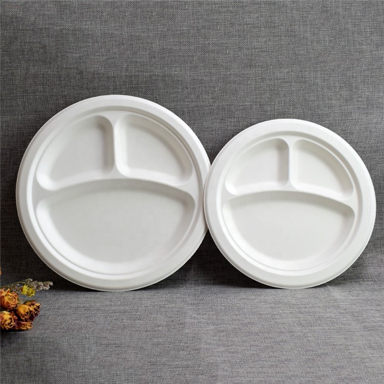 10 Bagasse 3-Compartment Round Plate - 500 ct